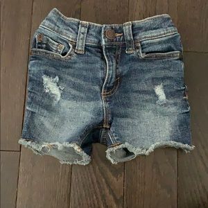 Toddler ripped jean shorts